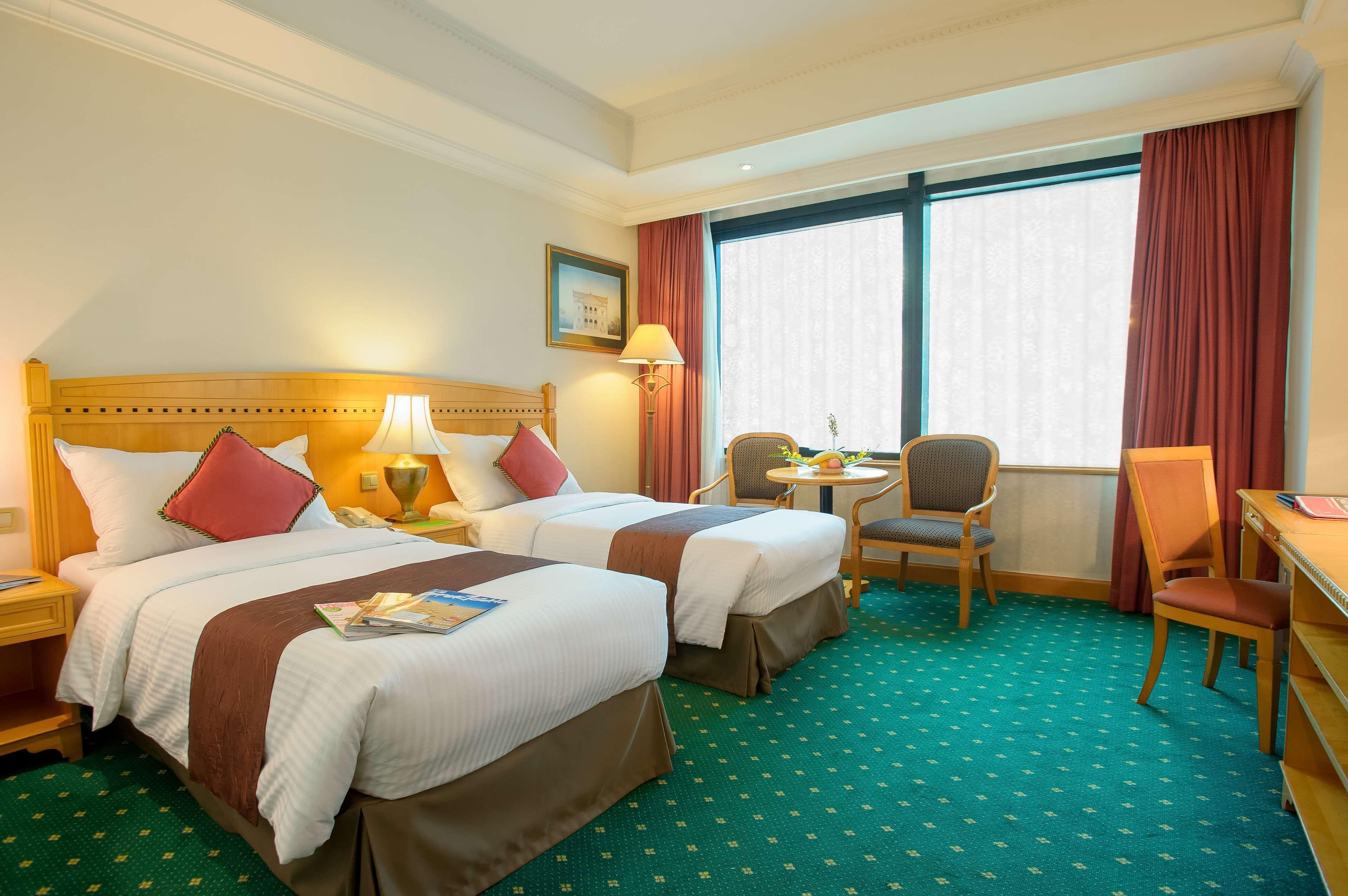Best Western Plus Hotel Хонконг Екстериор снимка
